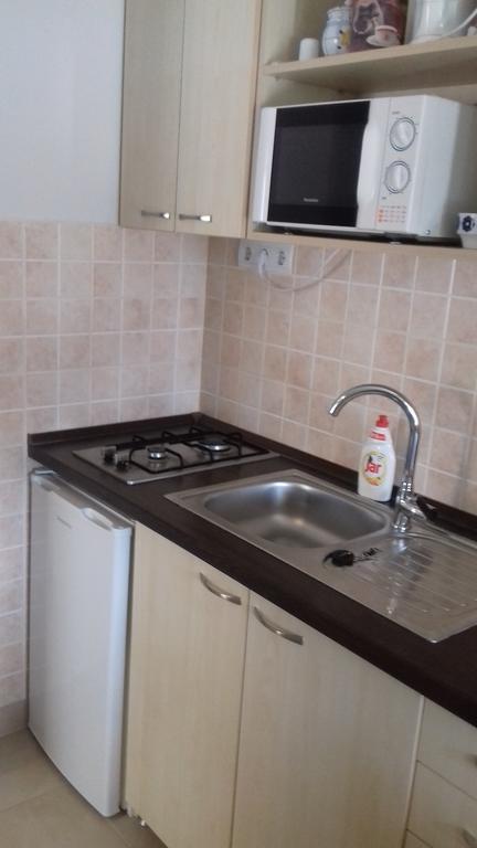 Eszter Apartmanhaz Hajduszoboszlo Luaran gambar