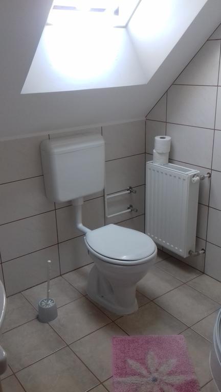 Eszter Apartmanhaz Hajduszoboszlo Luaran gambar