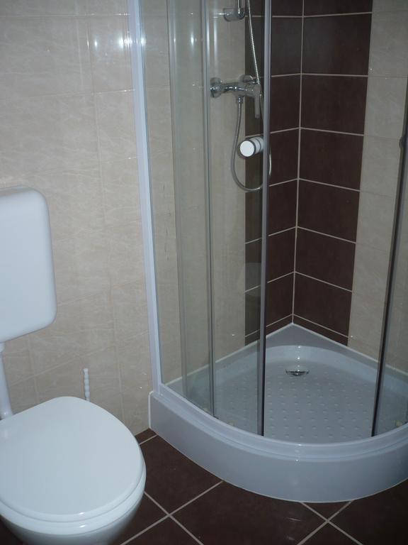 Eszter Apartmanhaz Hajduszoboszlo Luaran gambar