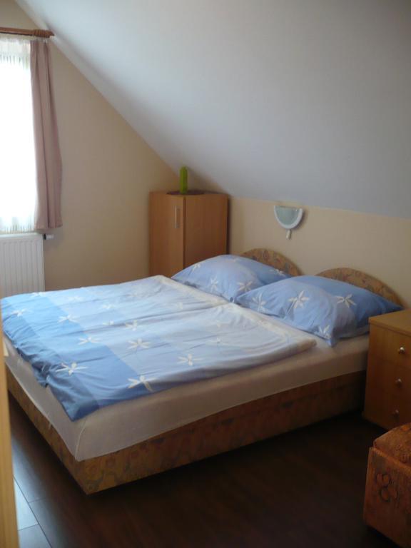 Eszter Apartmanhaz Hajduszoboszlo Luaran gambar